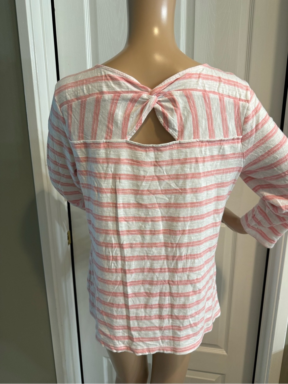 T By Talbots M Pink & White Striped 3/4 Sleeve Top Back Knot 100% Cotton